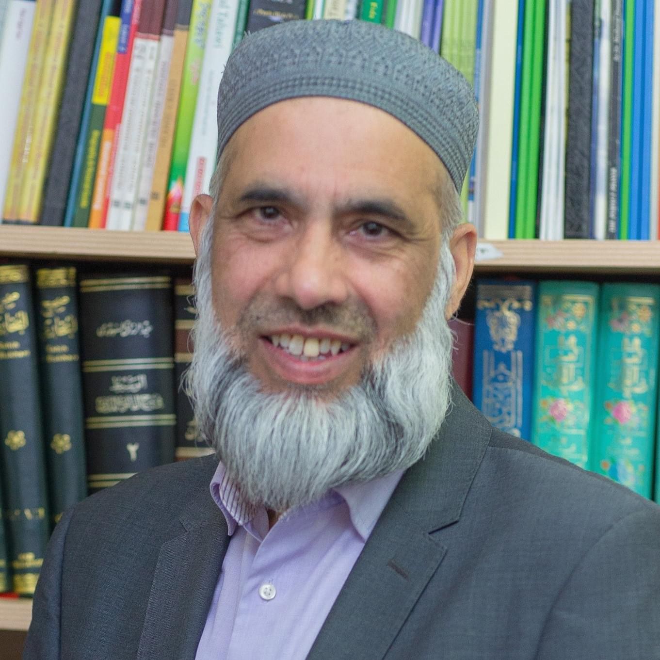 Allama Dr Musharraf Hussain Al-Azhari Member Hilal Forum ( Nottingham UK)